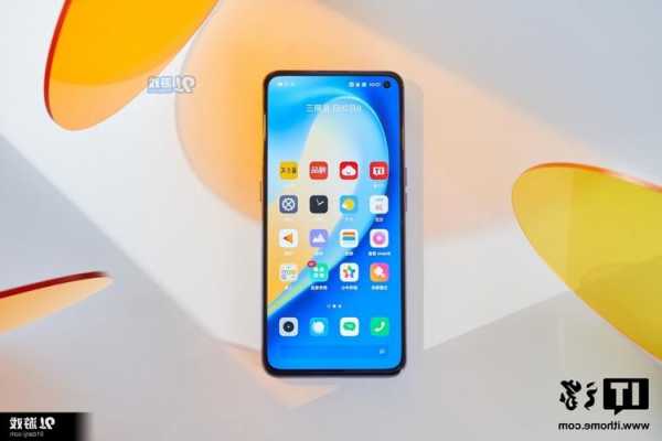 realme 真我 GT5 Pro 手機出廠搭載 realme UI 5.0：4 年系統(tǒng)維護，3 次安卓大版本升級